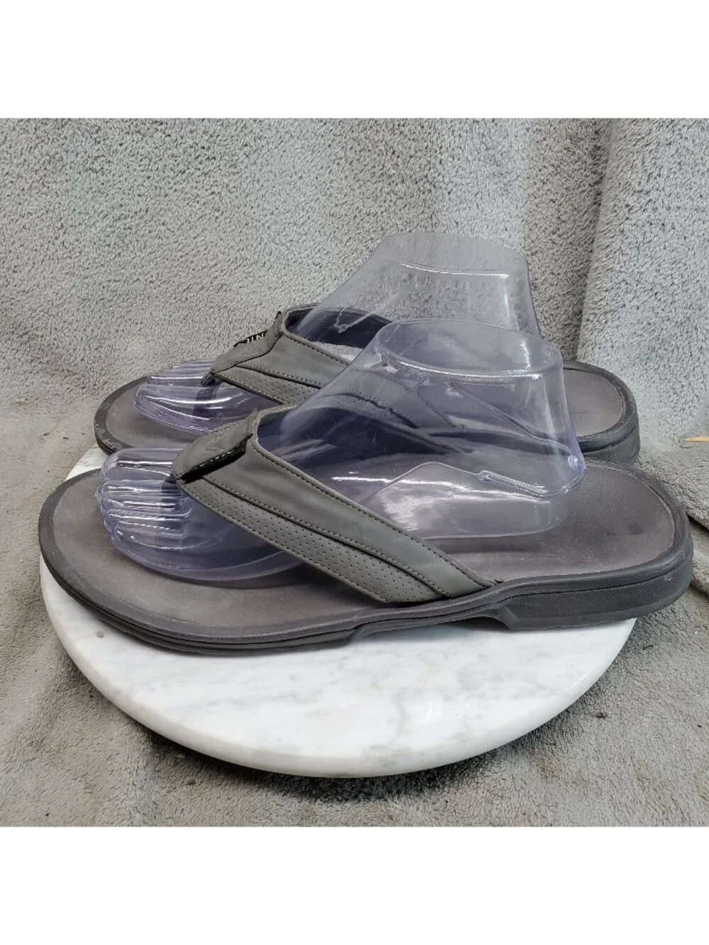 Vionic Shoes Mens Size 10 Wyatt Gray Synthetic Thong Sandals *Read*